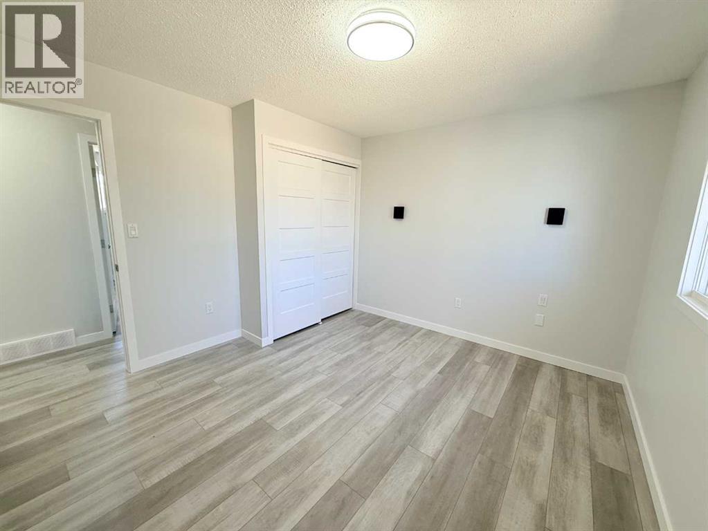 318 5 Avenue, Wainwright, Alberta  T9W 1A7 - Photo 12 - A2308769