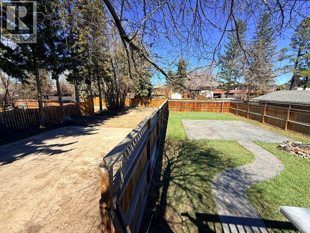 318 5 Avenue, Wainwright, Alberta  T9W 1A7 - Photo 34 - A2308769