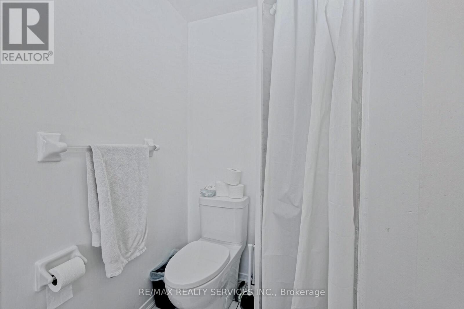 77 Monaco Court, Brampton, Ontario  L7A 1X5 - Photo 30 - W13093140