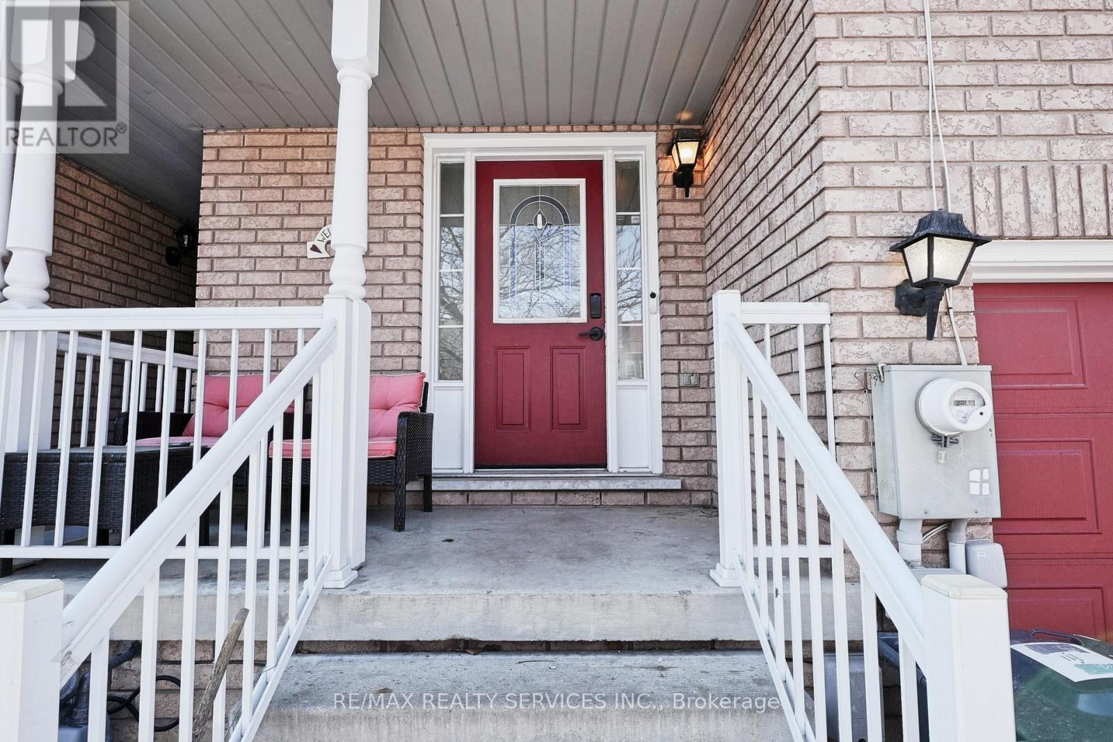 77 Monaco Court, Brampton, Ontario  L7A 1X5 - Photo 5 - W13093140