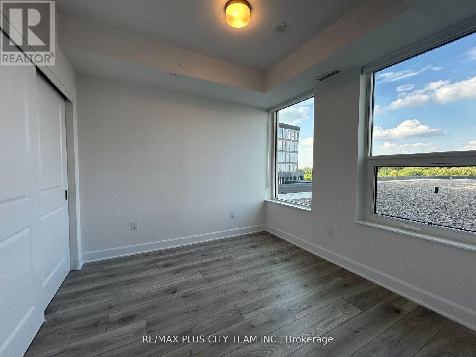 506 - 3240 William Coltson Avenue, Oakville, Ontario  L6H 8C8 - Photo 6 - W13093160
