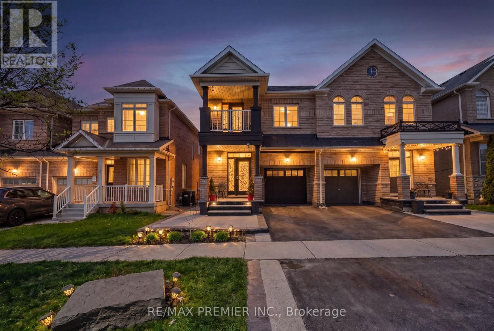 82 CHESTERWOOD CRESCENT, Brampton, Ontario