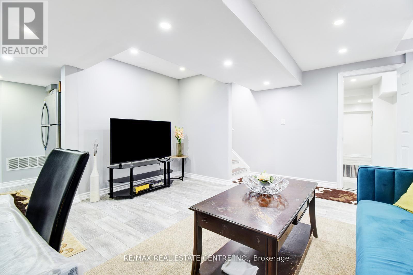 103 Botavia Downs Drive, Brampton, Ontario  L7A 3P6 - Photo 33 - W13093206