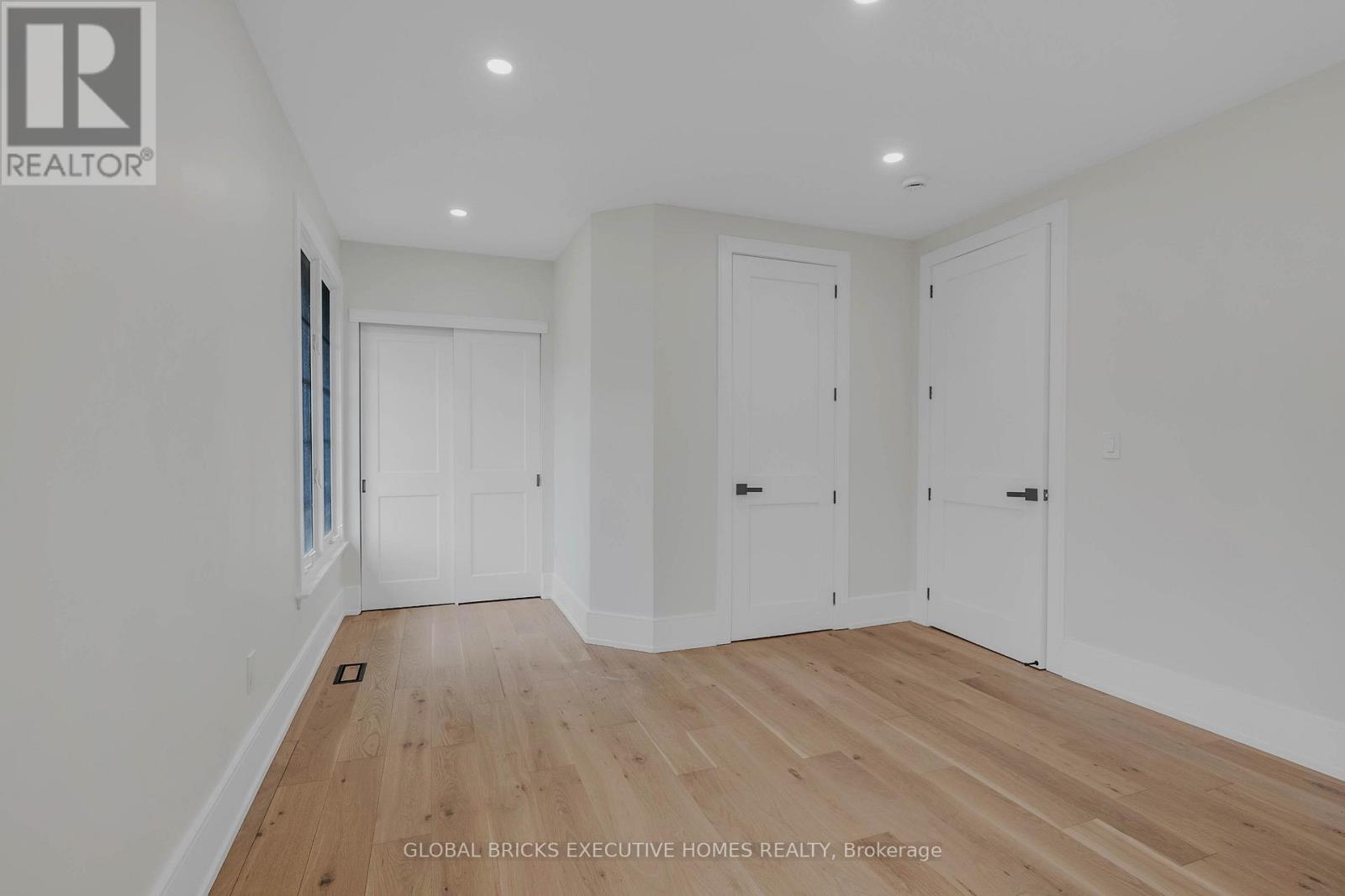 307 Lees Lane, Oakville, Ontario  L6L 4S2 - Photo 34 - W13093220