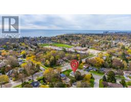 307 LEES LANE, Oakville, Ontario