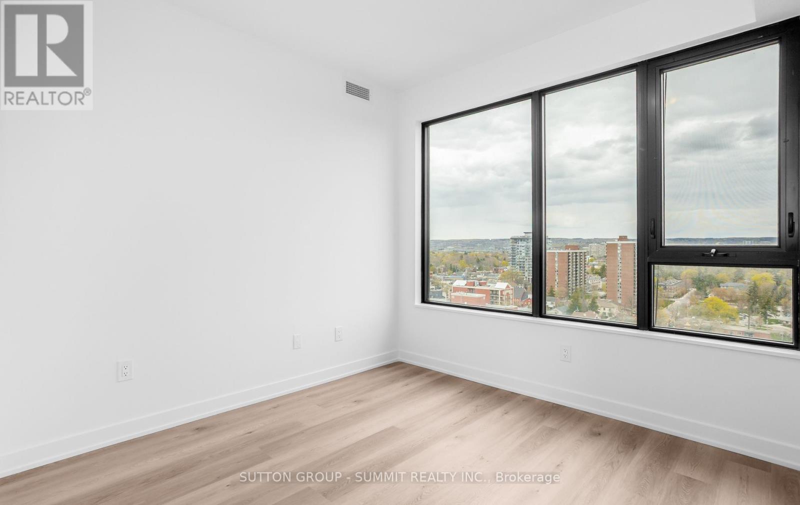 1402 - 2075 Lakeshore Road, Burlington, Ontario  L7R 0H3 - Photo 11 - W13093242