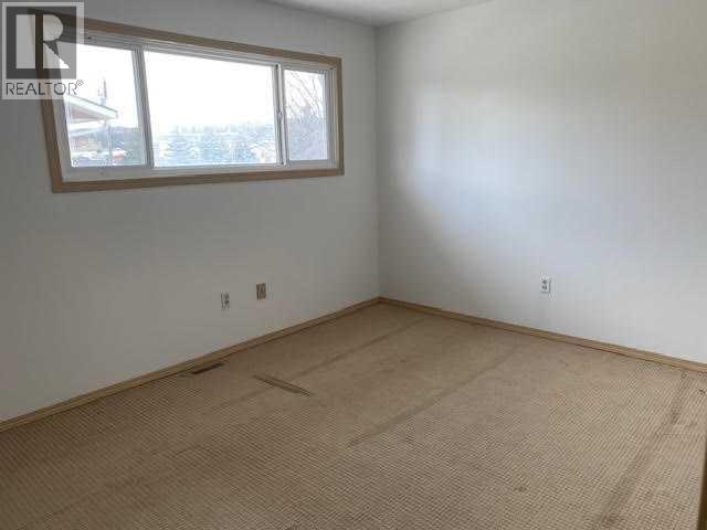 20, 441 Switzer Drive, Hinton, Alberta  T7V 1Z7 - Photo 7 - A2255970