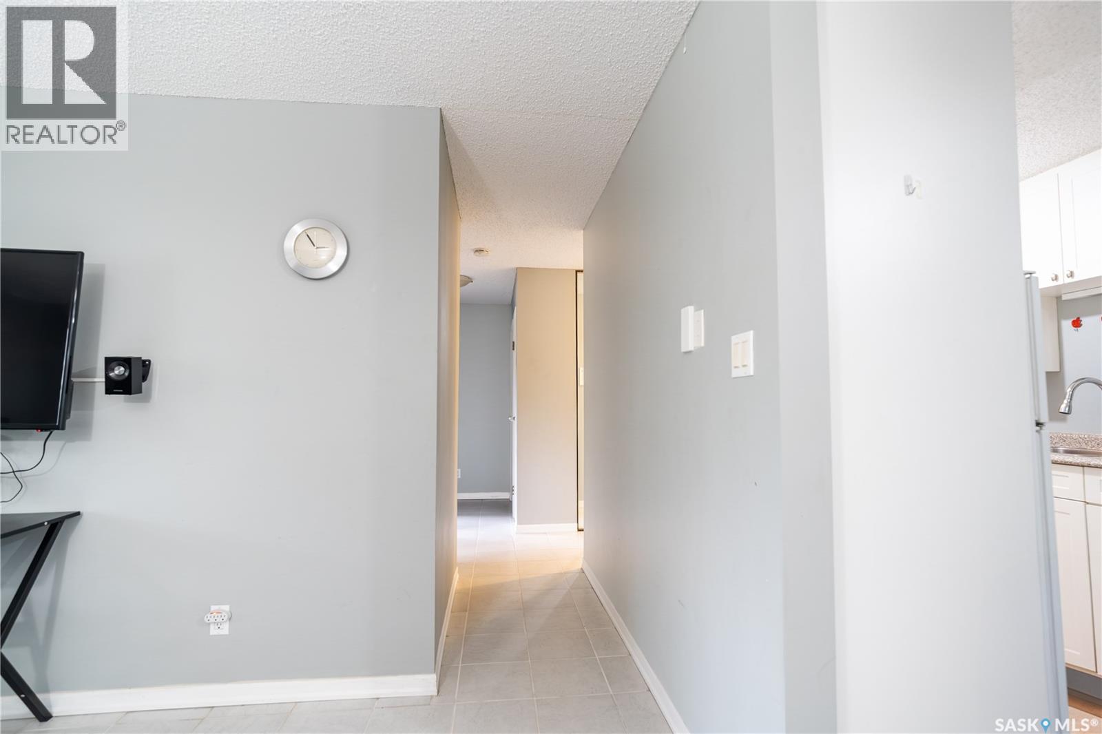 18 4219 Degeer Street, Saskatoon, Saskatchewan  S7H 4N6 - Photo 4 - SK034909