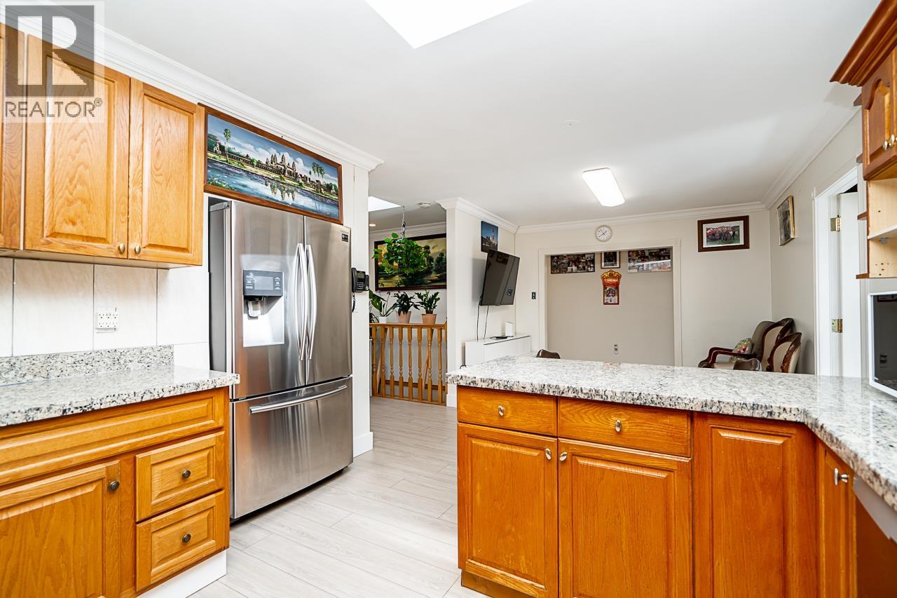 1650 Rochester Avenue, Coquitlam, British Columbia  V3K 2X8 - Photo 13 - R3119598