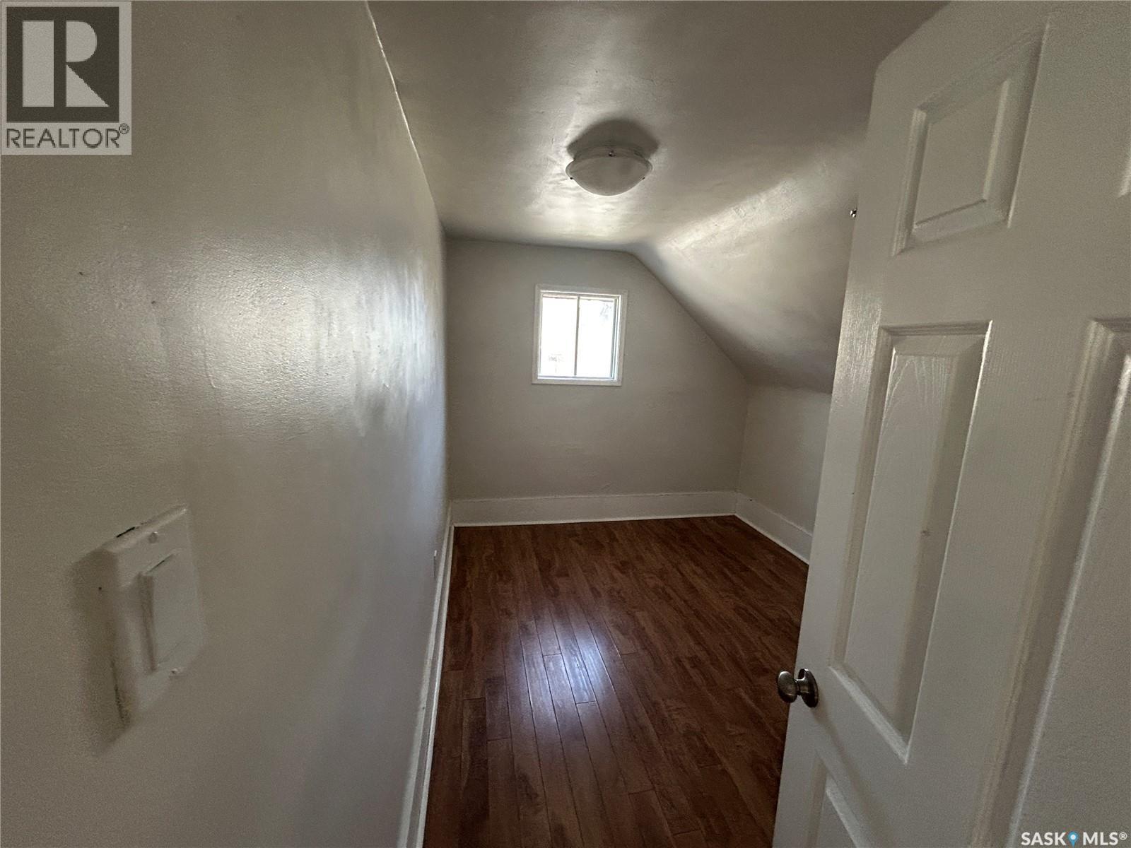 607 28th Street W, Saskatoon, Saskatchewan  S7L 0L2 - Photo 8 - SK035069