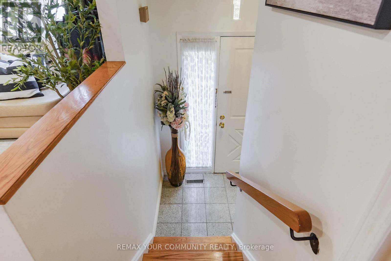 71 Maple Branch Path, Toronto, Ontario  M9P 3T4 - Photo 29 - W13093244