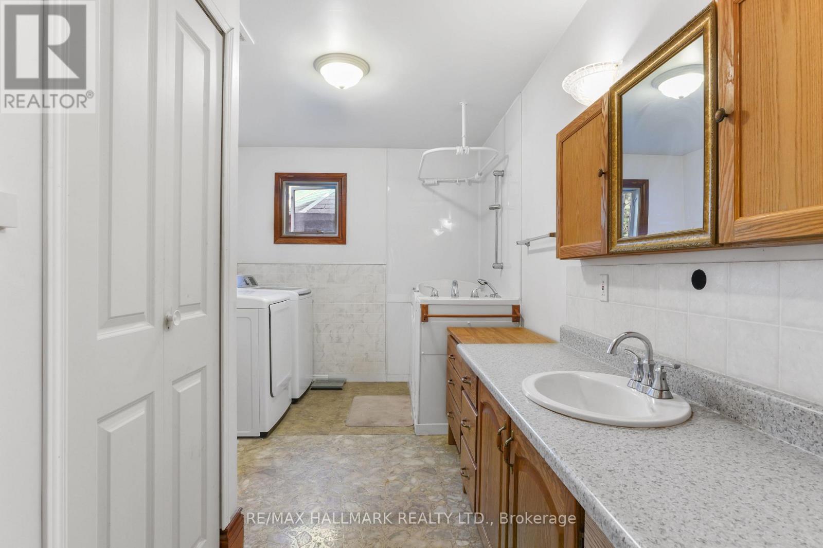 35b Card Road, Hastings Highlands, Ontario  K0L 2K0 - Photo 8 - X13093132