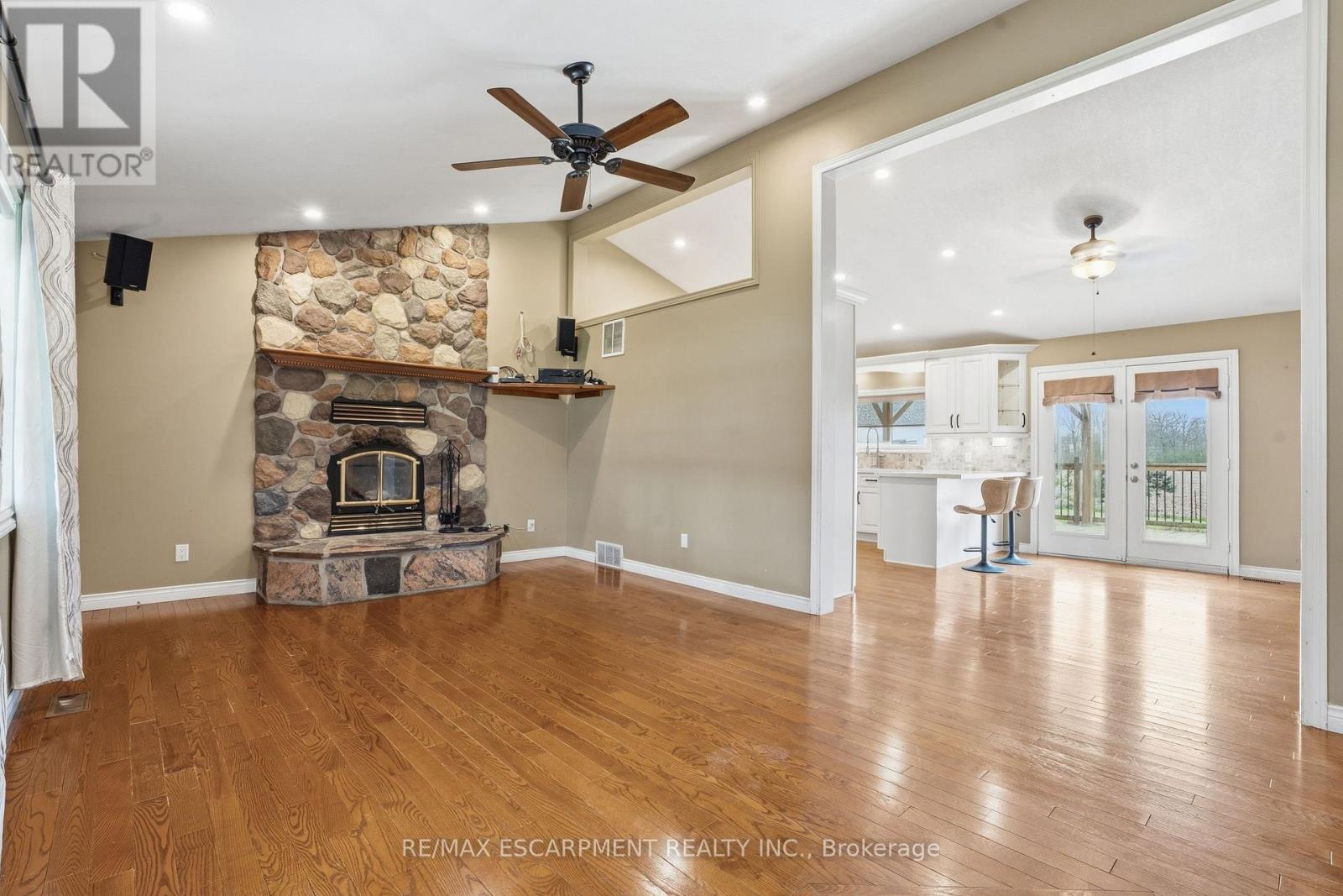2410 Abingdon Road, West Lincoln, Ontario  L0R 1E0 - Photo 4 - X13093172