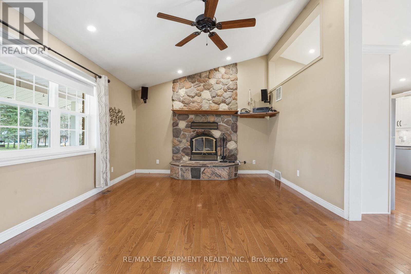 2410 Abingdon Road, West Lincoln, Ontario  L0R 1E0 - Photo 5 - X13093172