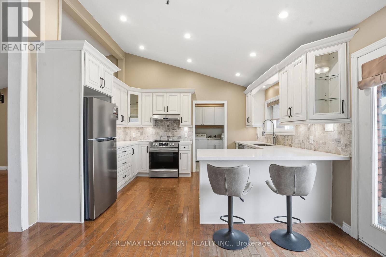 2410 Abingdon Road, West Lincoln, Ontario  L0R 1E0 - Photo 8 - X13093172