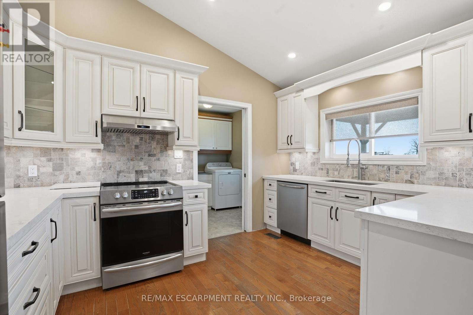 2410 Abingdon Road, West Lincoln, Ontario  L0R 1E0 - Photo 9 - X13093172