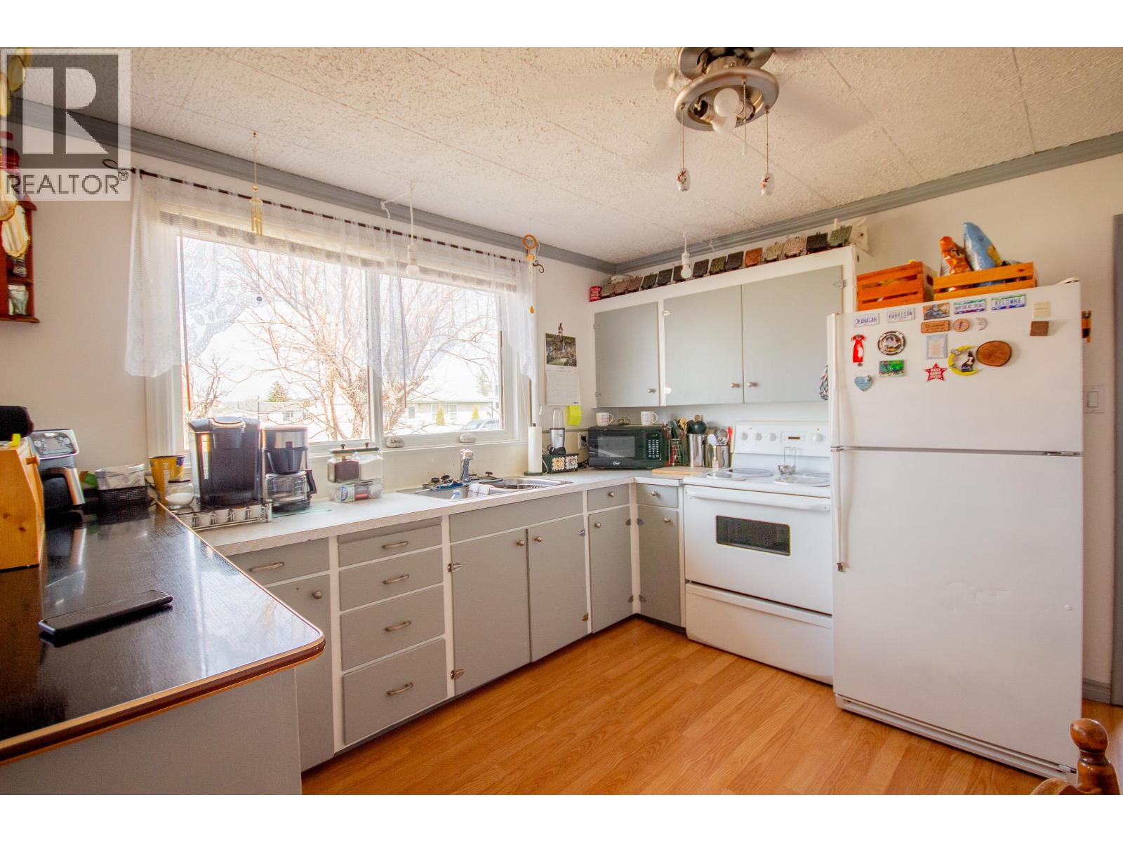 1217 115 Avenue, Dawson Creek, British Columbia  V1G 3C2 - Photo 3 - 10386115