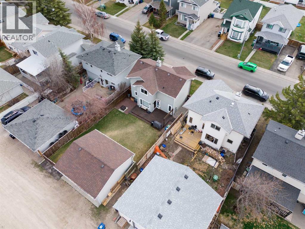 11 Woodside Circle, Airdrie, Alberta  T4B 2H8 - Photo 41 - A2306715
