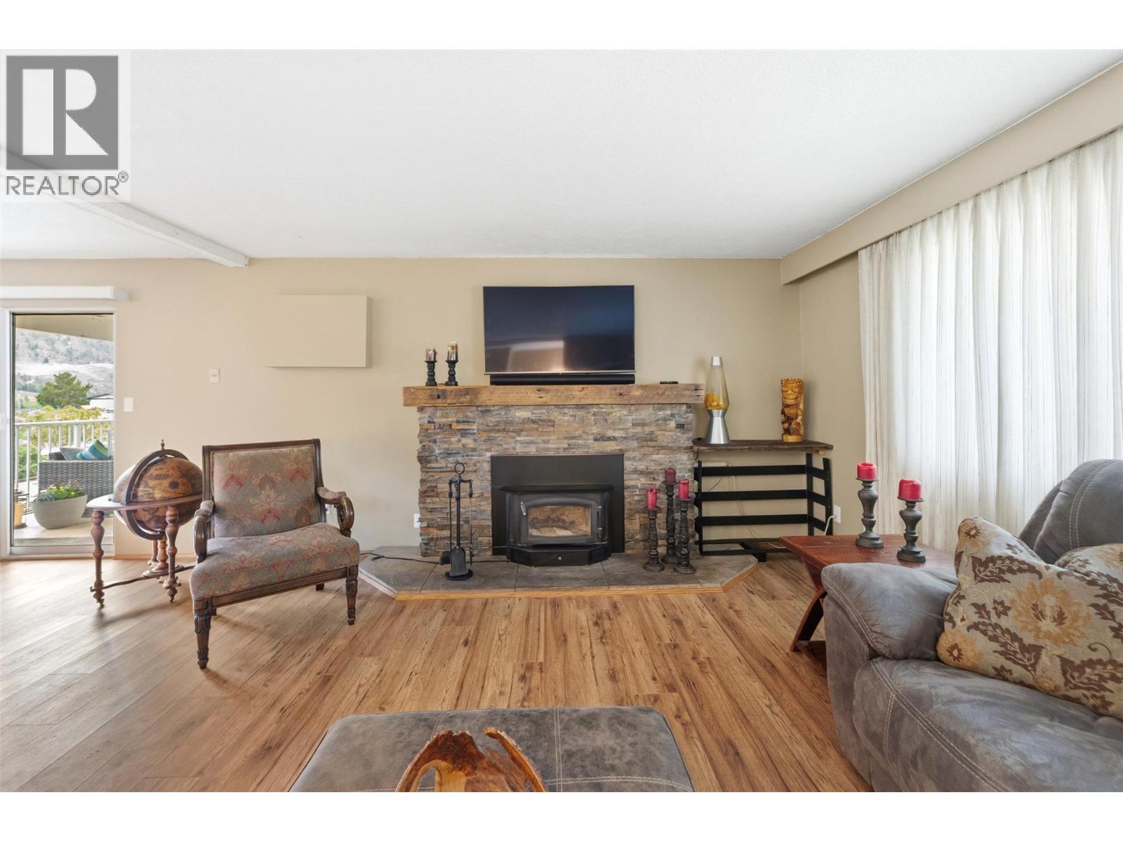 617 3rd Avenue, Keremeos, British Columbia  V0X 1N2 - Photo 4 - 10386226