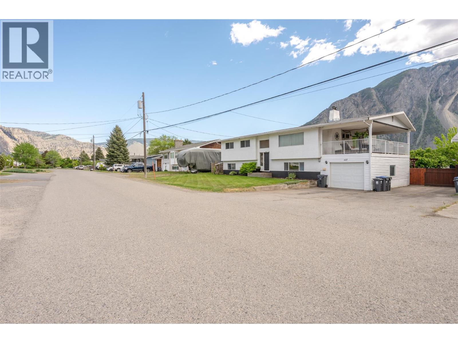 617 3rd Avenue, Keremeos, British Columbia  V0X 1N2 - Photo 86 - 10386226
