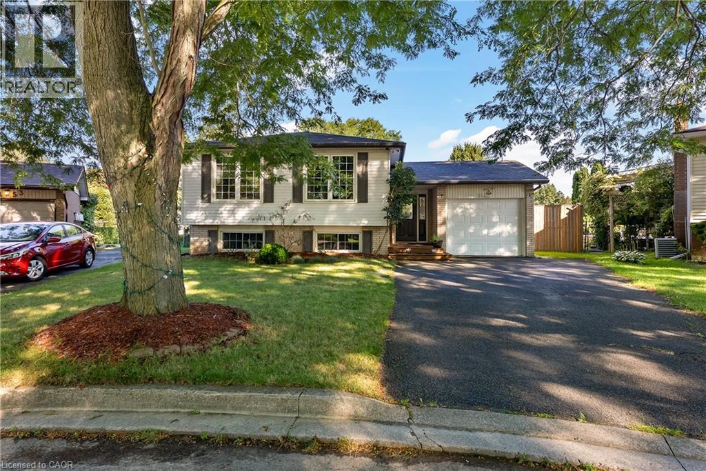 6447 Kendale Court, Niagara Falls, Ontario  L2H 1Z2 - Photo 3 - 40827464
