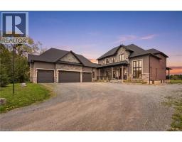 187 SUNNYRIDGE Road, Hamilton, Ontario