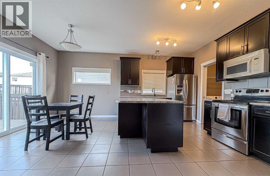 9510 Willow Drive, Grande Prairie, Alberta  T8X 0G9 - Photo 7 - A2306595