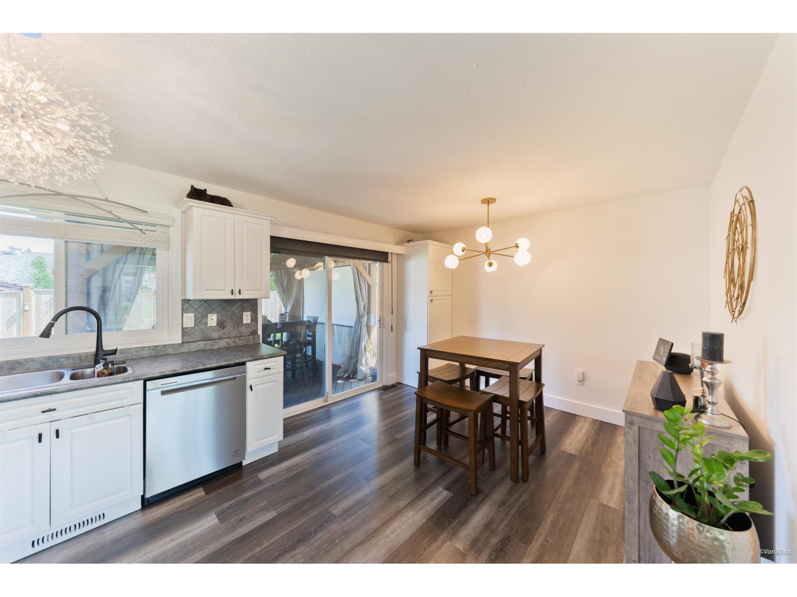 9454 213 Street, Langley, British Columbia  V1M 1T2 - Photo 5 - R3120106