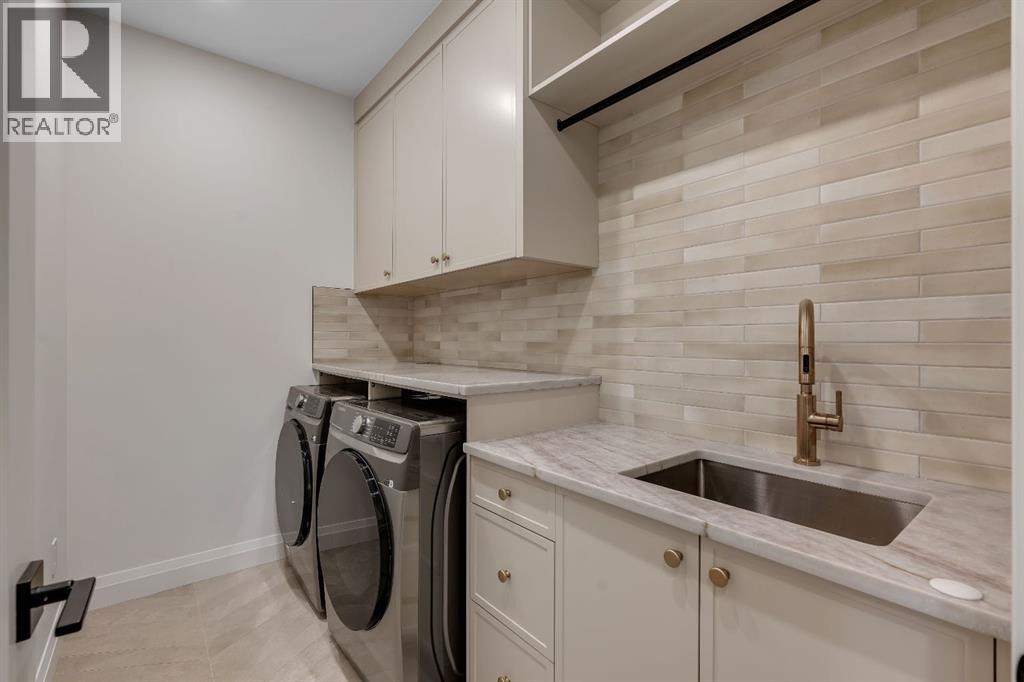 Unit 1, 2032 Bowness Road Nw, Calgary, Alberta  T2N 3K8 - Photo 24 - A2296806