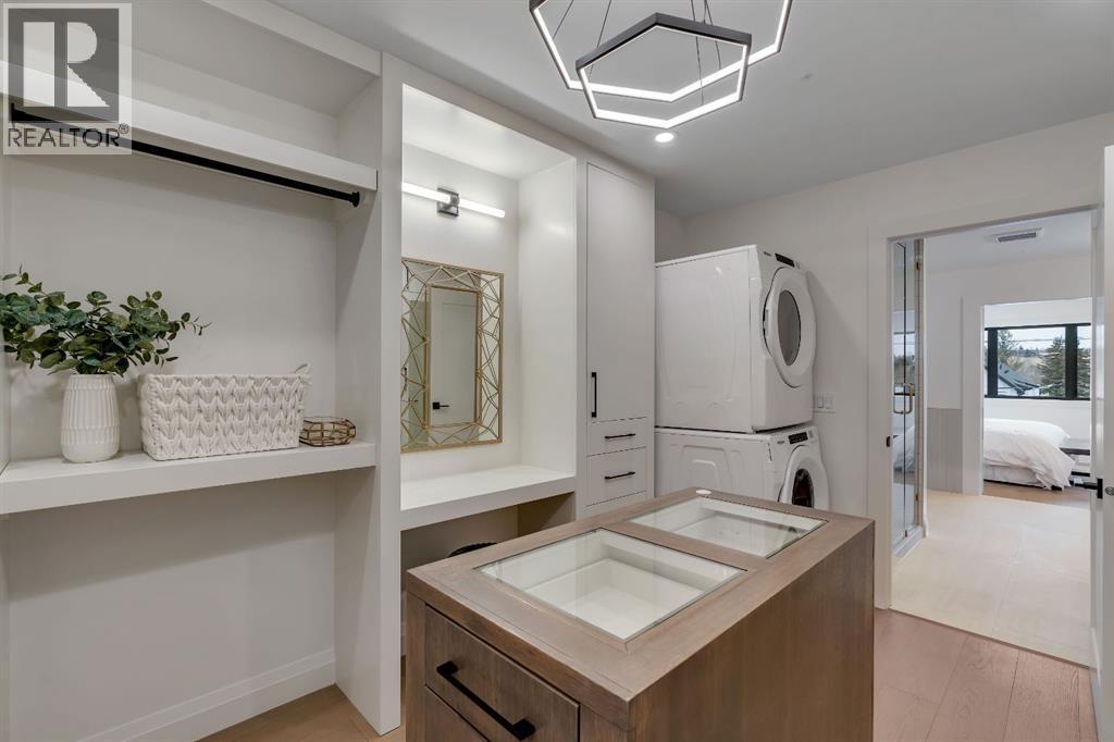 Unit 1, 2032 Bowness Road Nw, Calgary, Alberta  T2N 3K8 - Photo 40 - A2296806