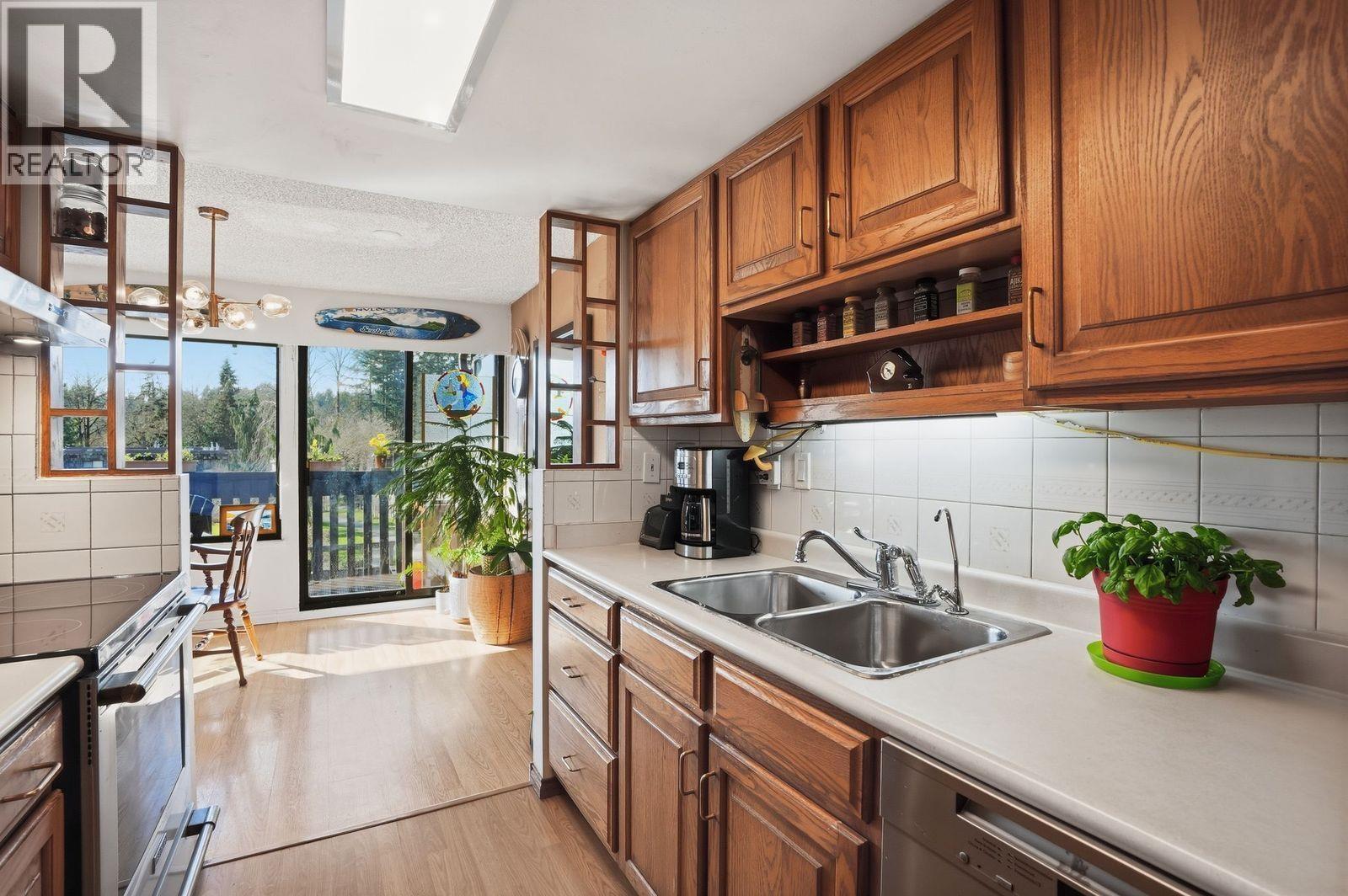 1021 Old Lillooet Road, North Vancouver, British Columbia  V7J 3H6 - Photo 21 - R3120429