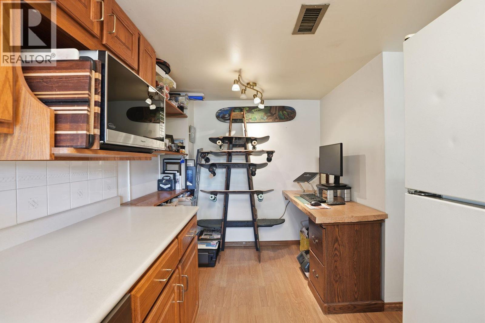 1021 Old Lillooet Road, North Vancouver, British Columbia  V7J 3H6 - Photo 23 - R3120429