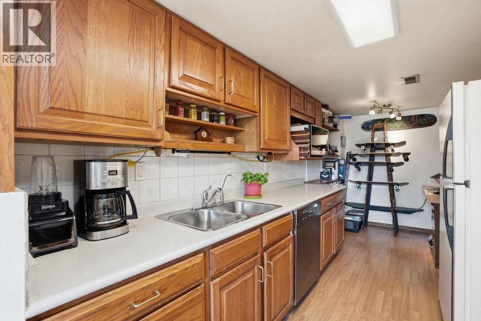 1021 Old Lillooet Road, North Vancouver, British Columbia  V7J 3H6 - Photo 15 - R3120429