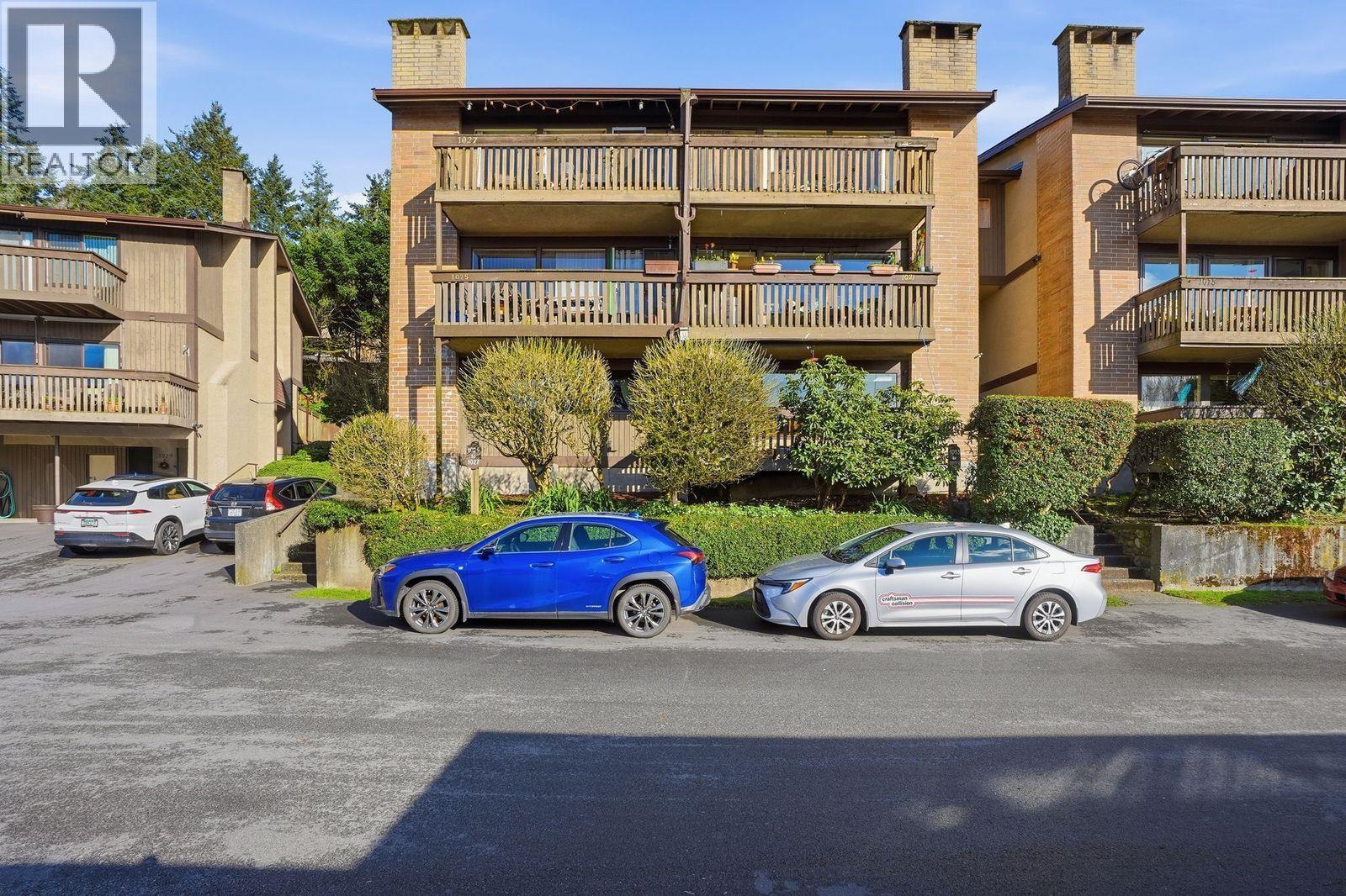 1021 Old Lillooet Road, North Vancouver, British Columbia  V7J 3H6 - Photo 2 - R3120429