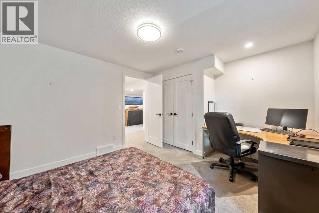 2008 Georgia Street Sw, Calgary, Alberta  T3E 4H2 - Photo 28 - A2305890
