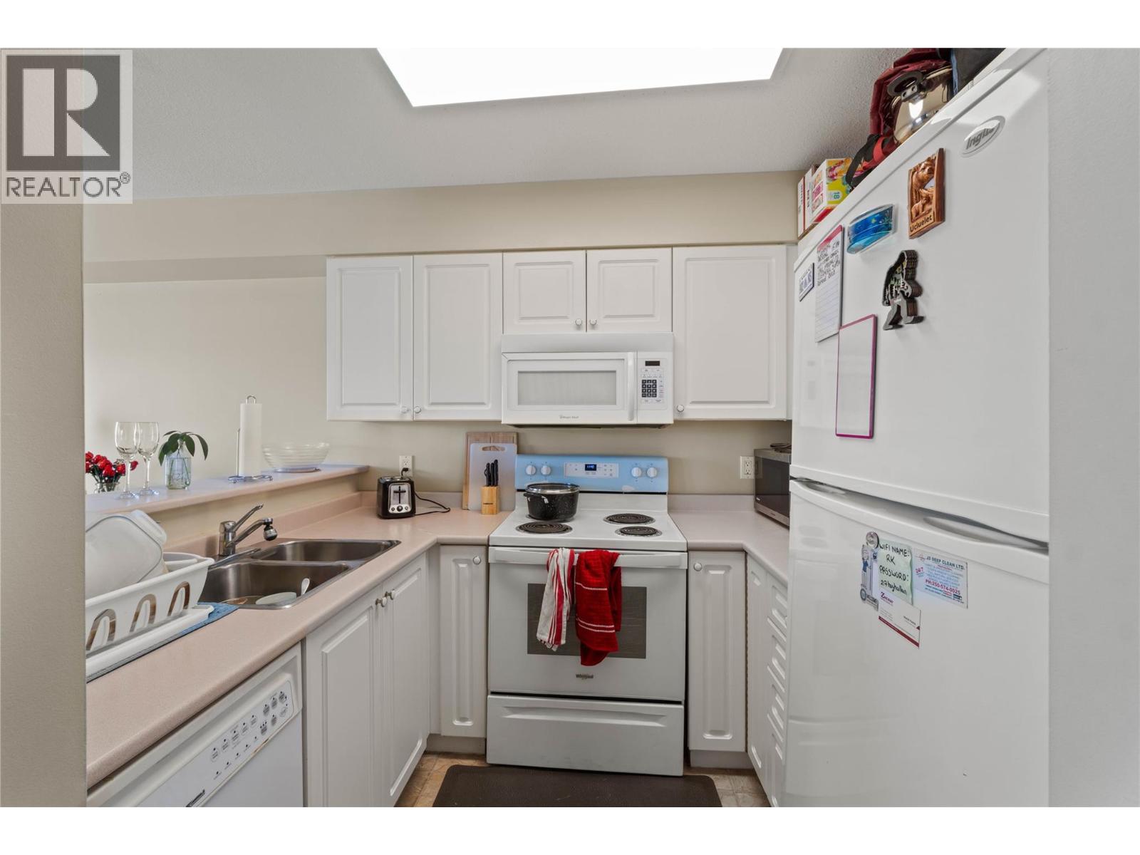 1170 Hugh Allan Drive Unit# 217, Kamloops, British Columbia  V1S 1T5 - Photo 5 - 10385585