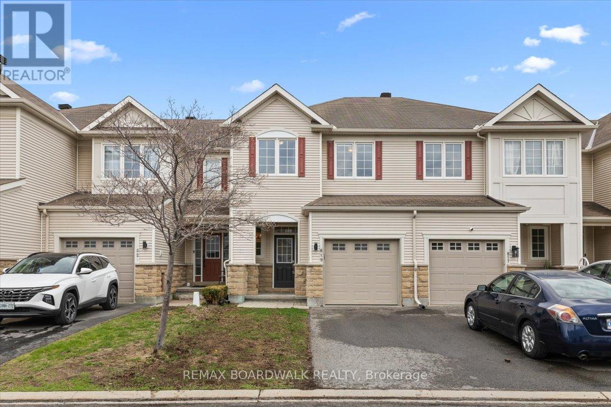 819 KENNACRAIG PRIVATE, Ottawa, Ontario