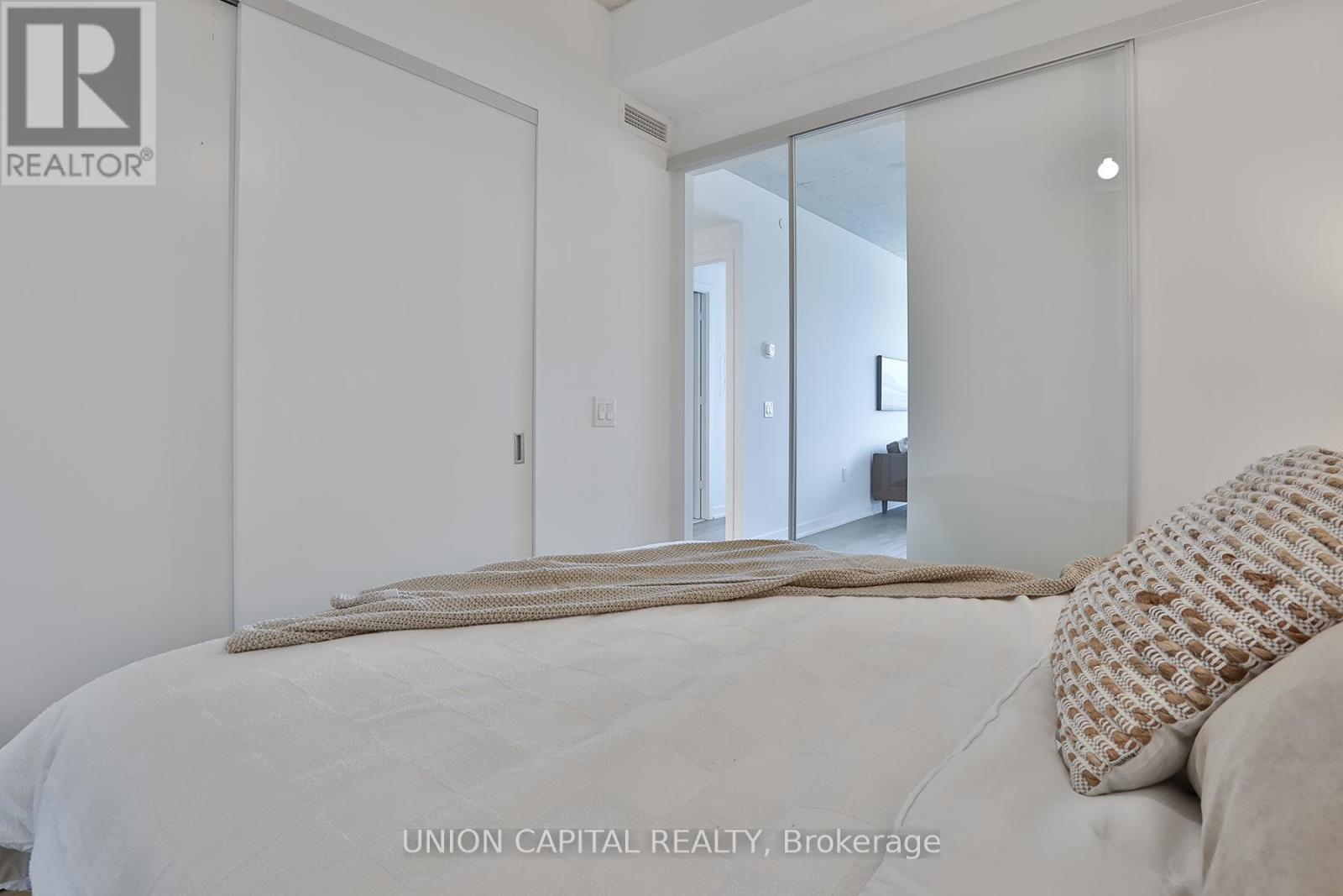 402 - 195 Mccaul Street, Toronto, Ontario  M5T 1W6 - Photo 25 - C13093270