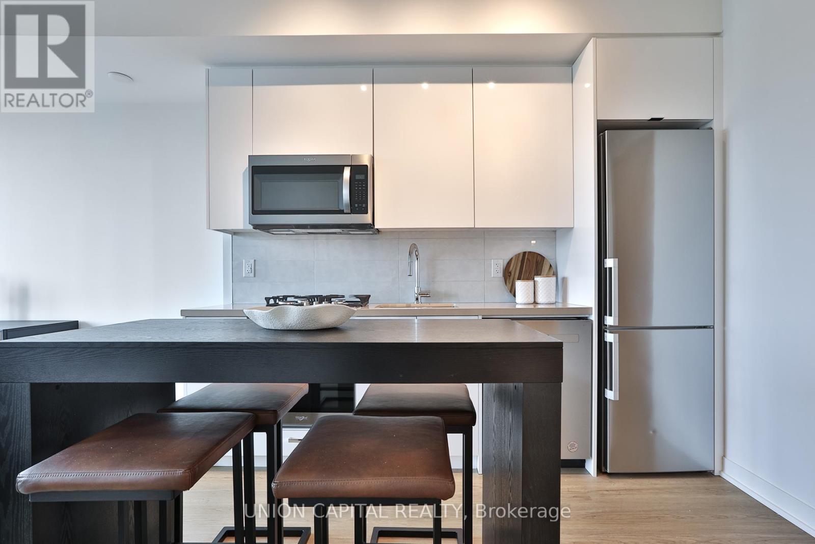 402 - 195 Mccaul Street, Toronto, Ontario  M5T 1W6 - Photo 8 - C13093270