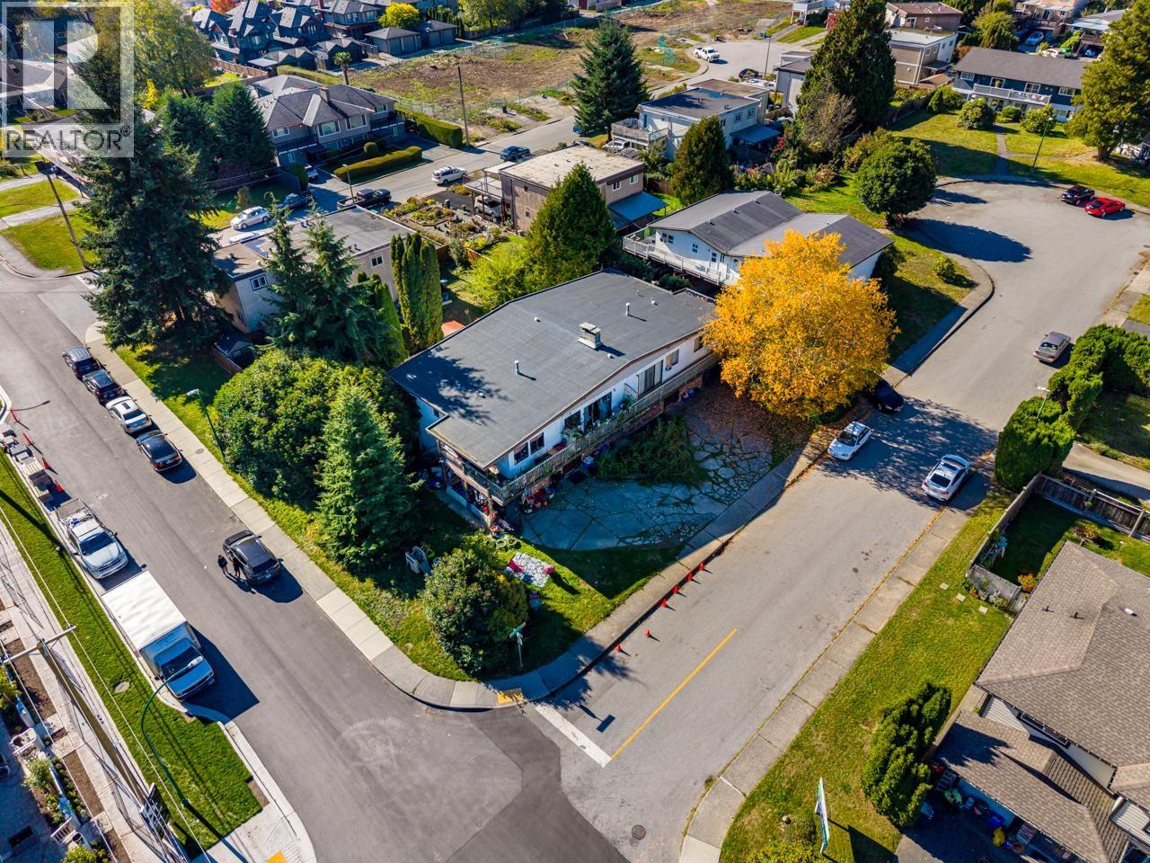 780-782 Catherine Avenue, Coquitlam, British Columbia  V3J 7H5 - Photo 4 - R3120480