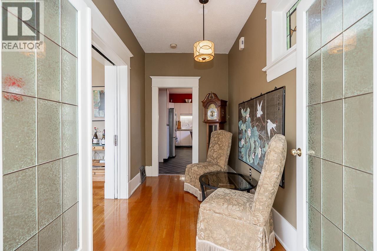 111 E 61st Avenue, Vancouver, British Columbia  V5X 2B3 - Photo 3 - R3120544