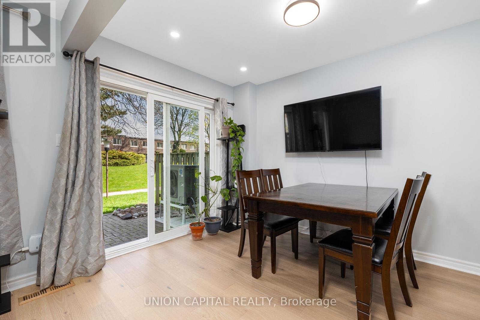 227 Huntingdale Boulevard, Toronto, Ontario  M1W 1T2 - Photo 10 - E13093274
