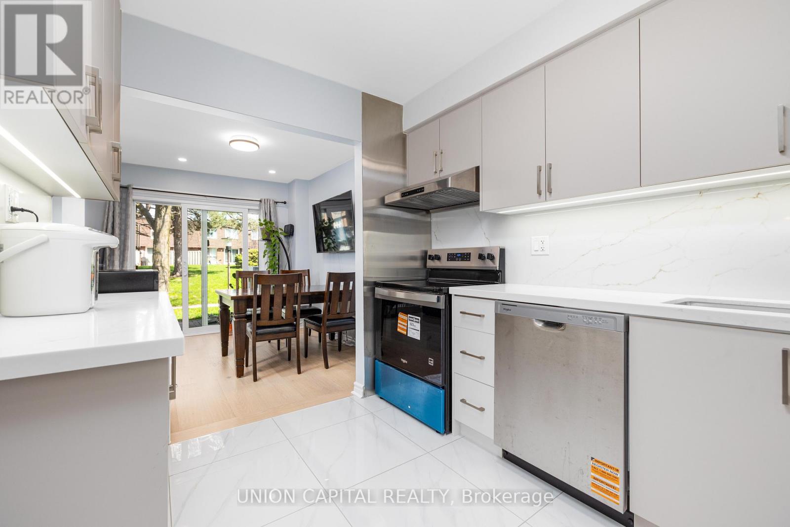 227 Huntingdale Boulevard, Toronto, Ontario  M1W 1T2 - Photo 13 - E13093274