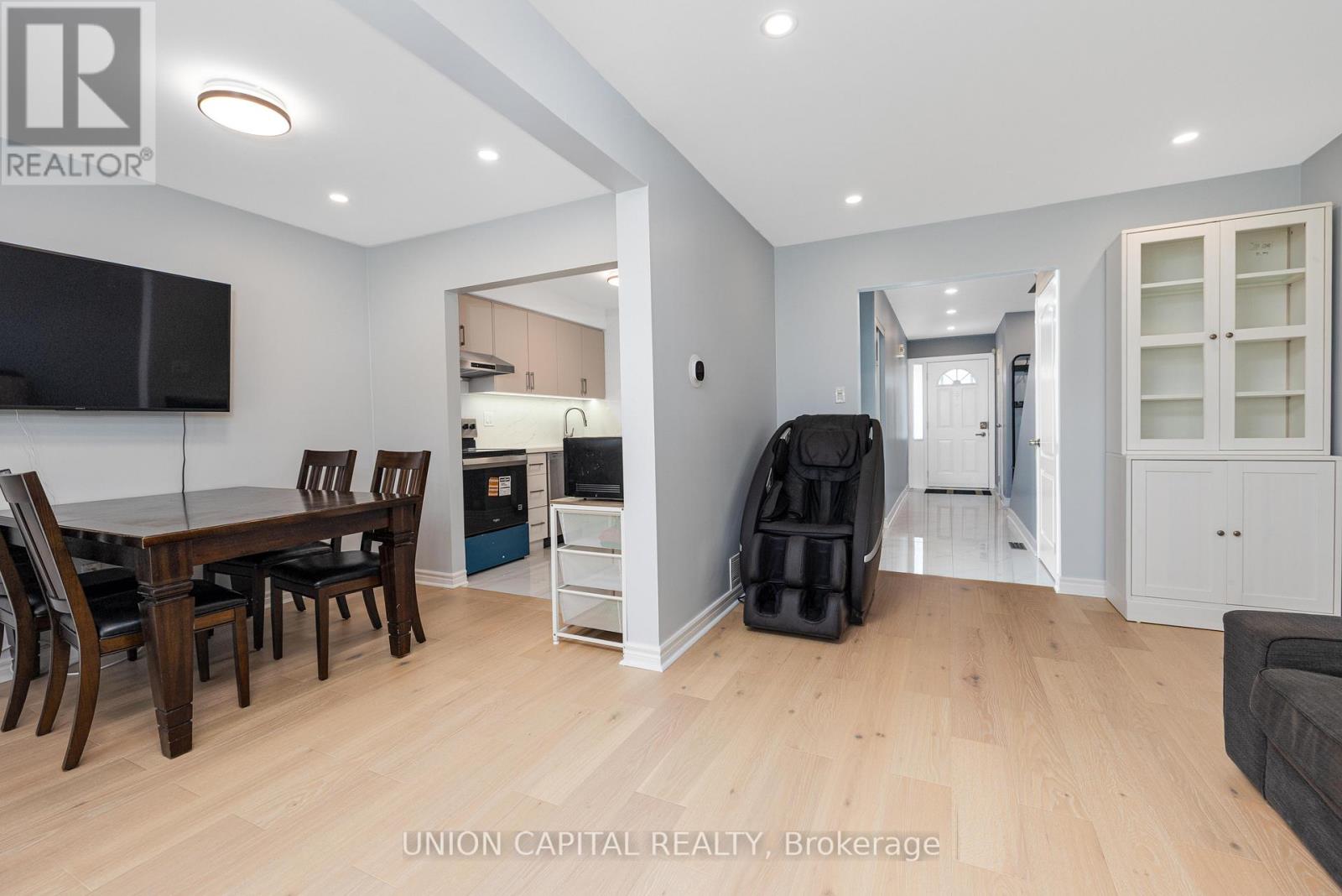 227 Huntingdale Boulevard, Toronto, Ontario  M1W 1T2 - Photo 6 - E13093274
