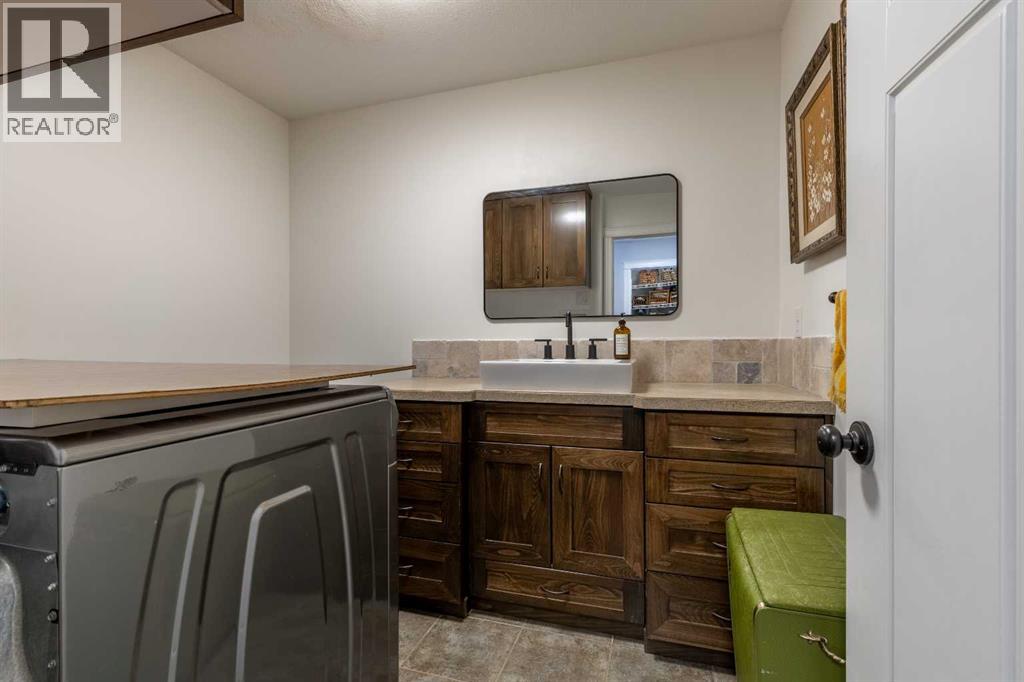 5, 16 Sunridge Boulevard W, Lethbridge, Alberta  T1J 1X5 - Photo 22 - A2307656