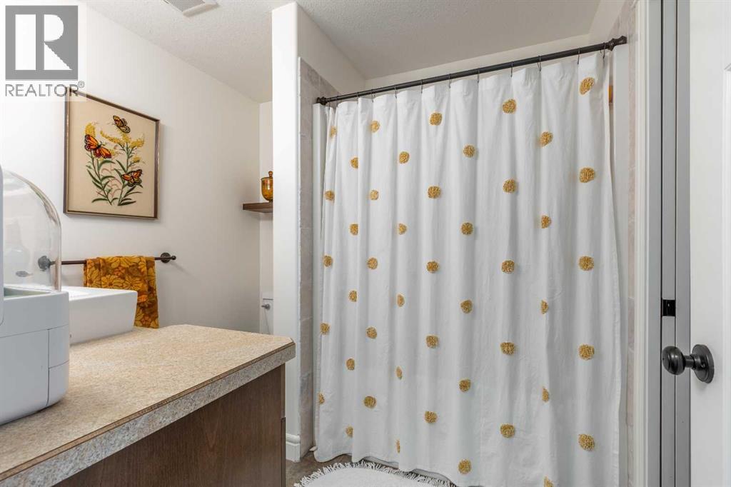 5, 16 Sunridge Boulevard W, Lethbridge, Alberta  T1J 1X5 - Photo 18 - A2307656