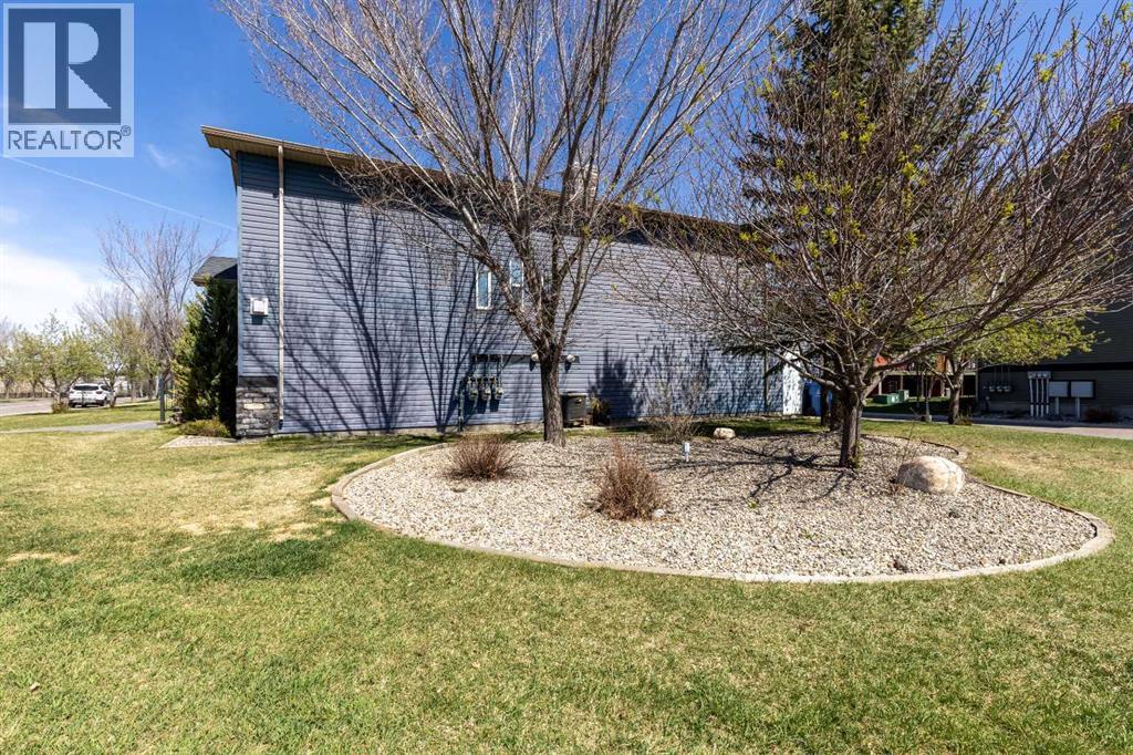 5, 16 Sunridge Boulevard W, Lethbridge, Alberta  T1J 1X5 - Photo 30 - A2307656