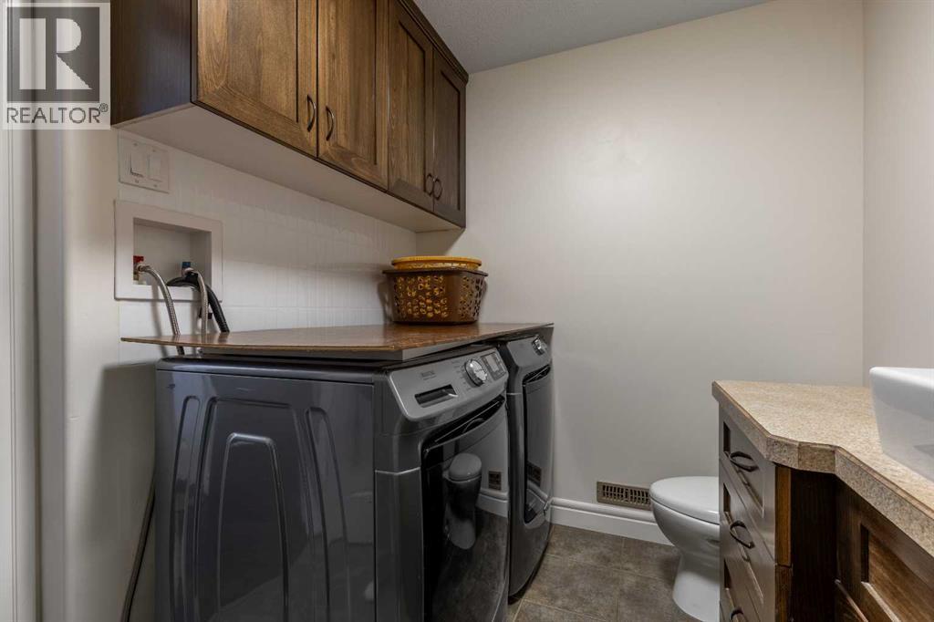 5, 16 Sunridge Boulevard W, Lethbridge, Alberta  T1J 1X5 - Photo 23 - A2307656