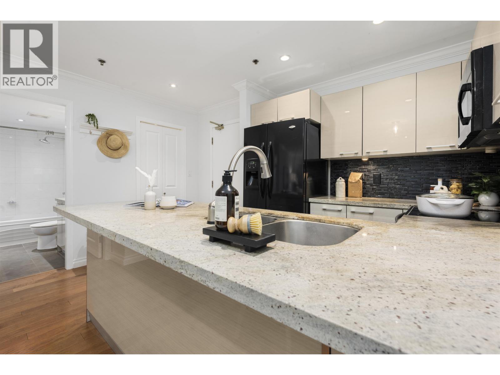103 1925 W 2nd Avenue, Vancouver, British Columbia  V6J 1J2 - Photo 15 - R3120487