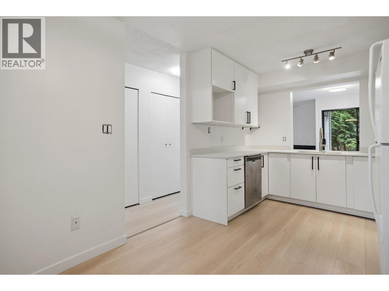 61 3851 Blundell Road, Richmond, British Columbia  V7C 4P7 - Photo 10 - R3120503
